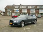 Bentley Continental GTC V8 Baujahr 2012. Noordwijk, Niederlande 21-04-2014.