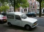 alle/463482/renault-4f4-baujahr-1985-den-haag Renault 4F4 Baujahr 1985. Den Haag, Niederlande 28-06-2015.