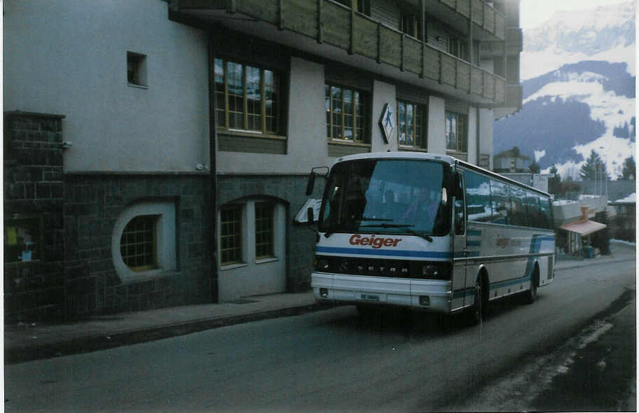 (013'733) - Geiger, Adelboden - Nr. 1/BE 26'860 - Setra am 9. Mrz 1996 in Adelboden, Landstrasse