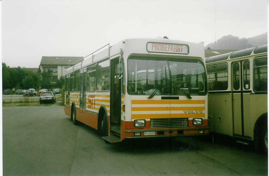 (019'320) - STI Thun - Nr. 19/BE 419'019 - Volvo/Lauber (ex SAT Thun Nr. 19) am 11. September 1997 in Thun, Garage