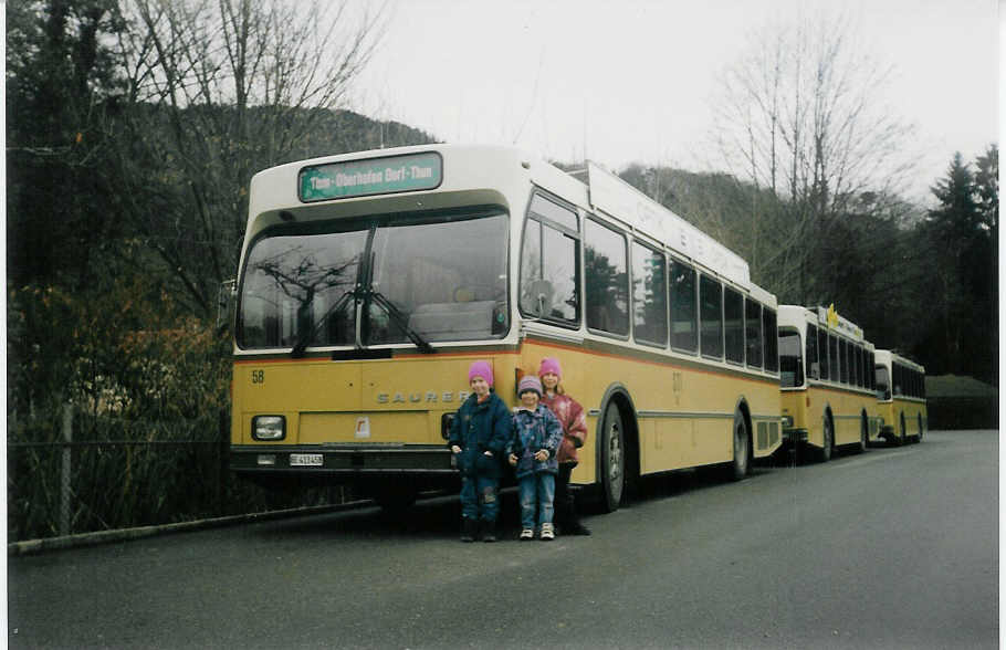 (021'404) - STI Thun - Nr. 58/BE 413'458 - Saurer/R&J am 2. Januar 1998 bei der Schifflndte Thun