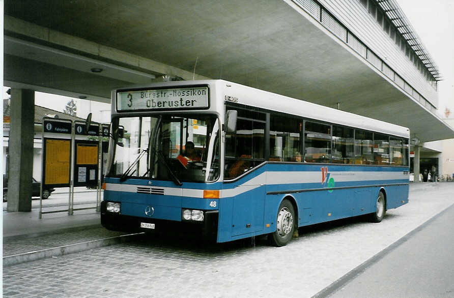 (026'306) - VZO Grningen - Nr. 48/ZH 256'848 - Mercedes am 3. Oktober 1998 beim Bahnhof Uster