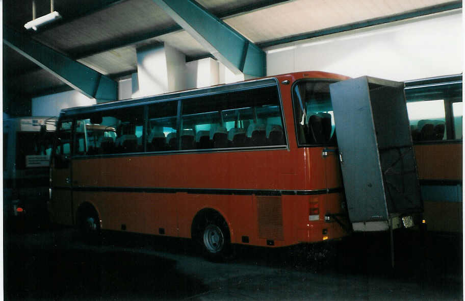 (028'401) - AFA Adelboden - Nr. 10/BE 26'774 - Setra (ex Frhlich, Zrich) am 28. Dezember 1998 im Autobahnhof Adelboden