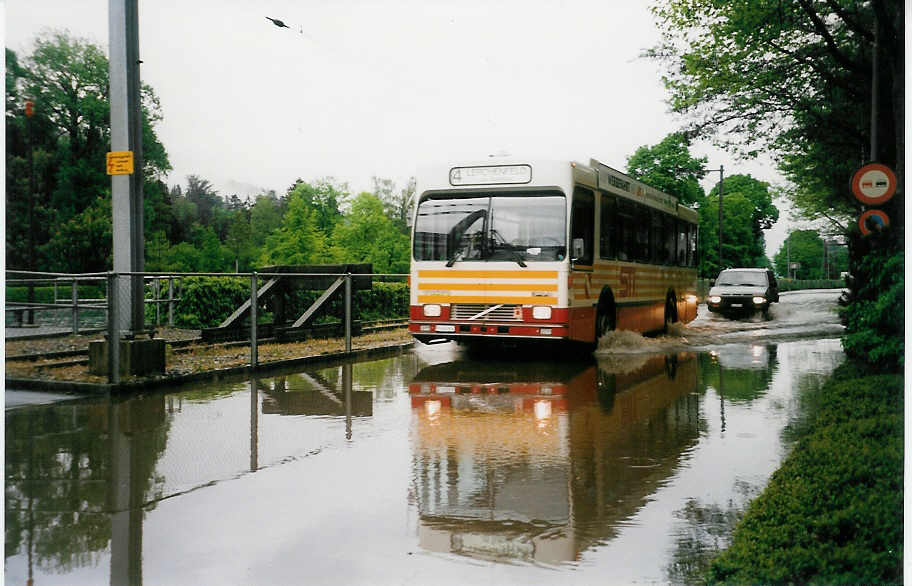 (031'513) - STI Thun - Nr. 34/BE 443'834 - Volvo/R&J (ex SAT Thun Nr. 34) am 14. Mai 1999 in Thun, Rosenau