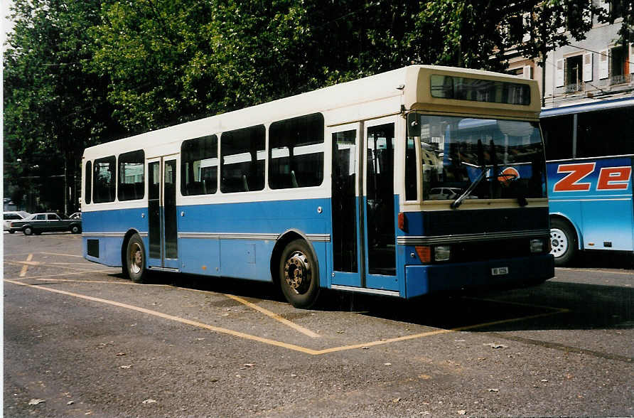 (033'812) - Gasser, Epalinges - VD 1226 - Mercedes/Alusuisse-Hess (ex Gowa, Luzern Nr. 30) am 7. Juli 1999 in Lausanne, Tunnel