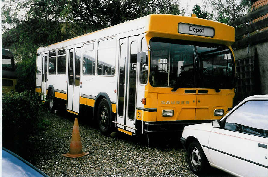 (036'020) - VBSH Schaffhausen - Nr. 21 - Saurer/Hess am 28. August 1999 in Btzberg, Heiniger