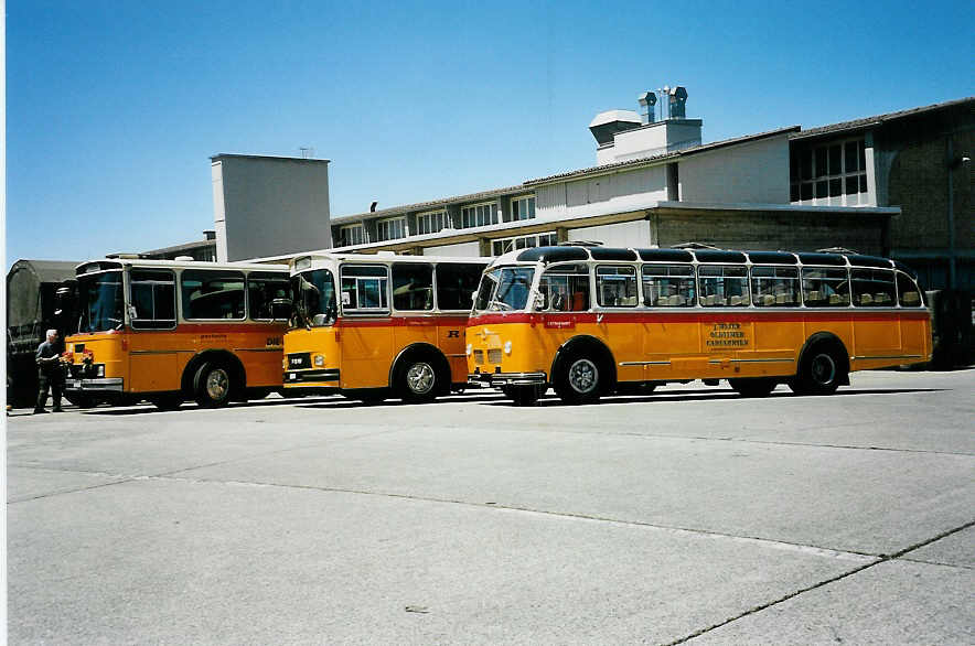 (041'237) - Meier, Grt - TG 65'508 - FBW/R&J (ex Strssle, Wengen; ex Kasper, Poschiavo) am 18. Juni 2000 in Hinwil, AMP