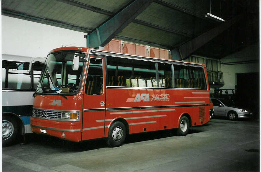 (046'829) - AFA Adelboden - Nr. 10/BE 26'774 - Setra (ex Frhlich, Zrich) am 27. Mai 2001 im Autobahnhof Adelboden