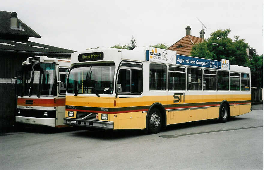 (047'529) - STI Thun - Nr. 35/BE 443'835 - Volvo/R&J (ex SAT Thun Nr. 35) am 28. Juni 2001 in Thun, Garage