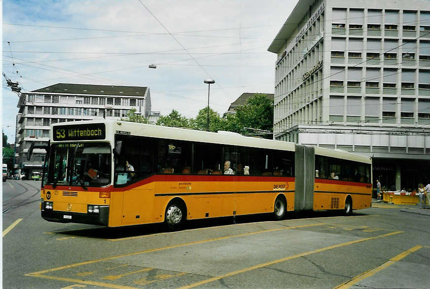 (047'711) - Cars Alpin Neff, Arbon - Nr. 1/TG 686 - Mercedes am 10. Juli 2001 beim Bahnhof St. Gallen