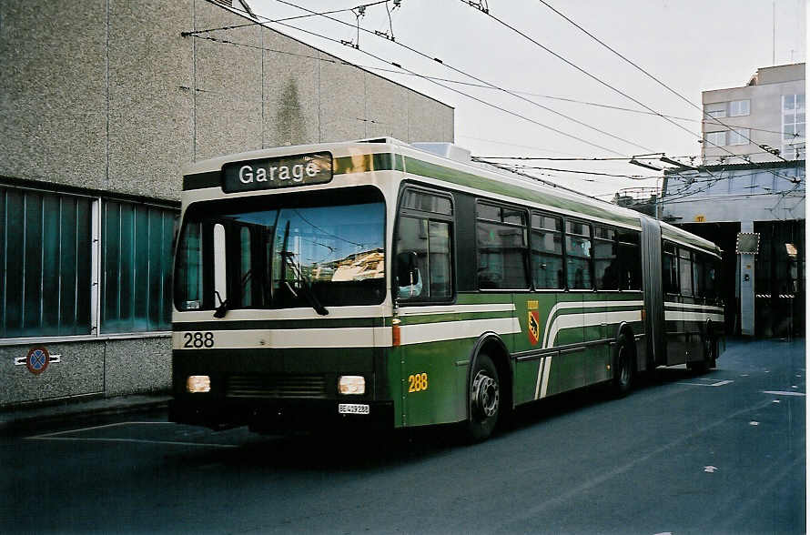 (051'928) - SVB Bern - Nr. 288/BE 419'288 - Volvo/R&J-Hess-Gangloff am 4. Februar 2002 in Bern, Eigergarage