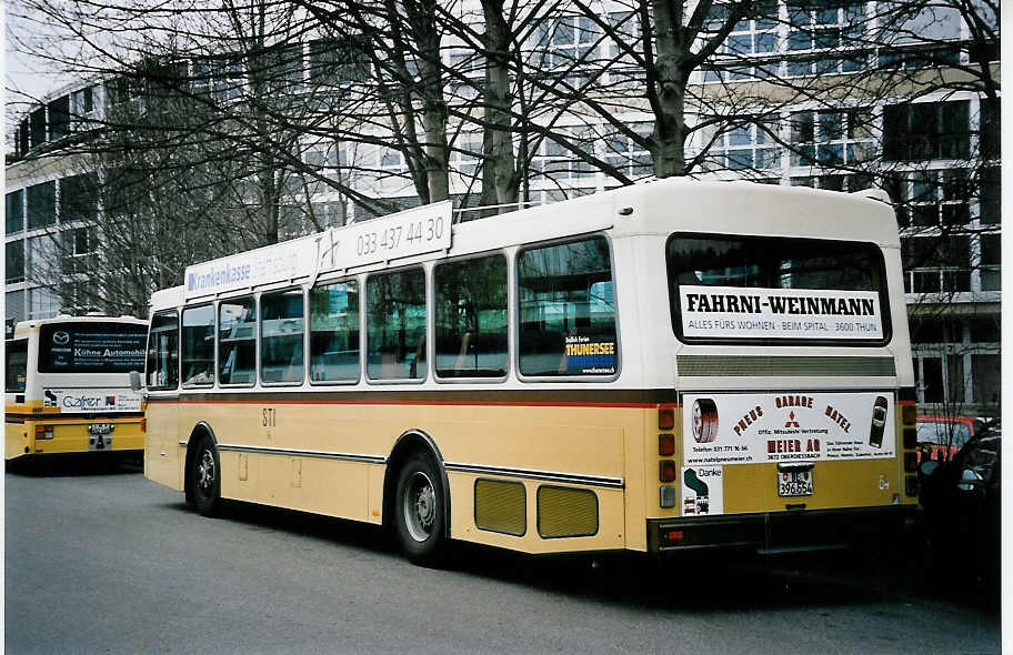 (052'220) - STI Thun - Nr. 54/BE 396'554 - Saurer/R&J am 16. Mrz 2002 bei der Schifflndte Thun