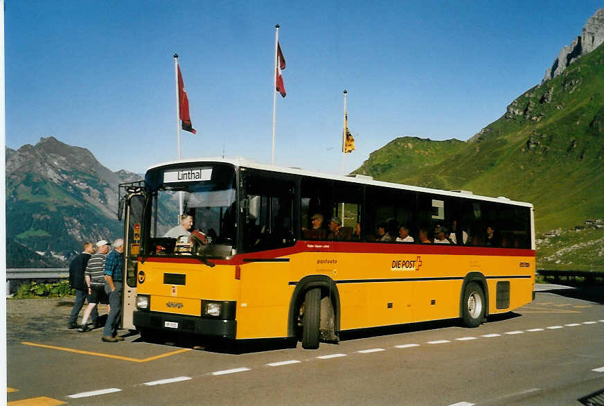 (055'019) - AAGU Altdorf - Nr. 21/UR 9055 - NAW/R&J am 27. Juli 2002 auf dem Klausenpass