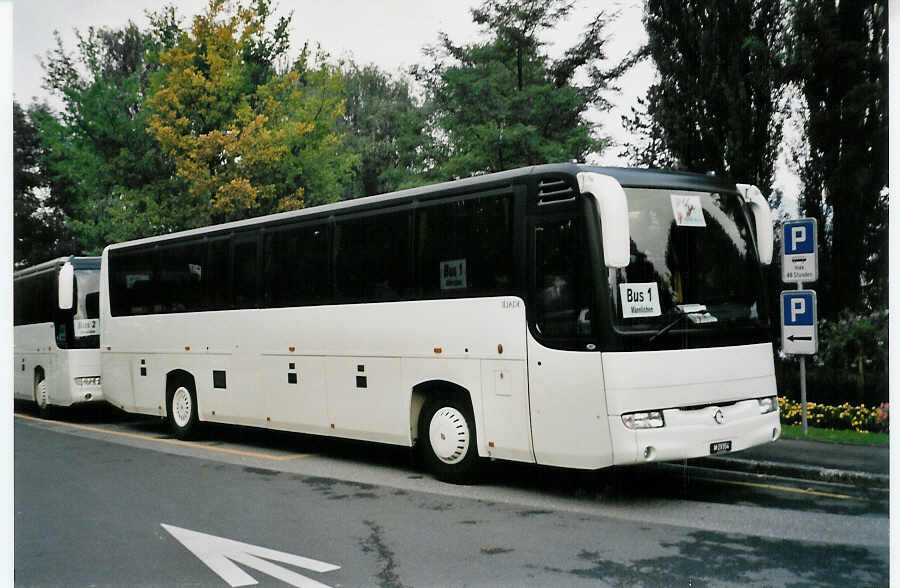 (056'112) - Schweizer Armee - M+29'354 - Irisbus am 22. September 2002 in Thun, Lachen