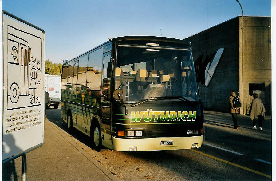 (057'034) - Wthrich, Liestal - BL 7418 - MAN/Auwrter am 20. Oktober 2002 in Neuchtel, Expo.02