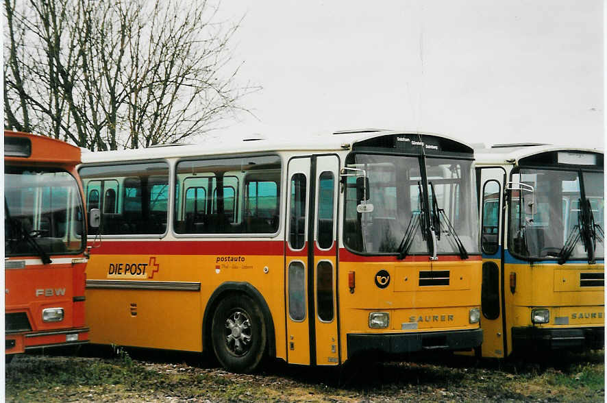 (057'930) - Flury, Balm - Saurer/Hess am 29. Dezember 2002 in Herzogenbuchsee, Heiniger (Teilaufnahme)