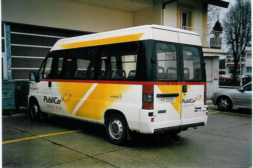 (058'019) - PTT-Regie - P 21'101 - Fiat am 29. Dezember 2002 in Yverdon, Garage