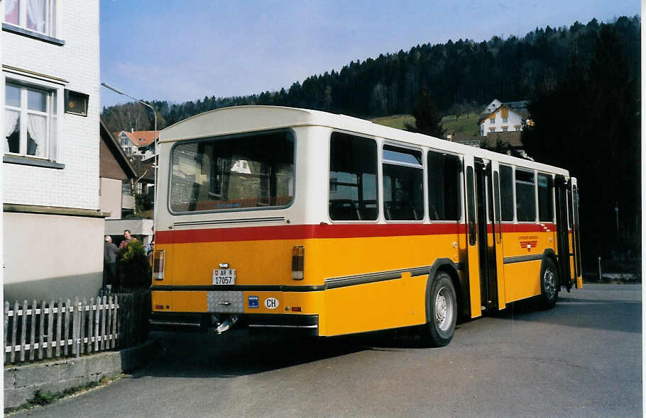 (059'521) - Osthues, Teufen - Nr. 15/AR 17'057 - Saurer-Leyland/Hess (ex AVG Grindelwald Nr. 15; ex RhV Altsttten Nr. 42) am 29. Mrz 2003 in Speicherschwendi, Gasthaus Bren