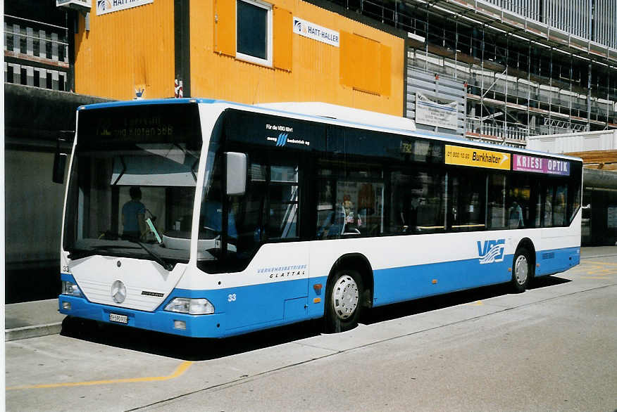 (061'710) - Maag, Kloten - Nr. 33/ZH 590'933 - Mercedes am 19. Juli 2003 in Zrich, Flughafen