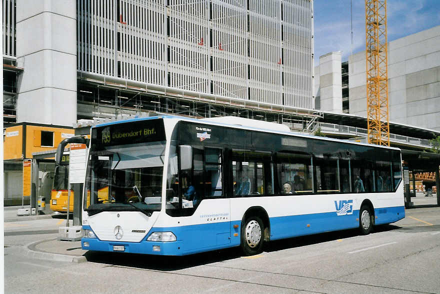 (061'919) - Welti-Furrer, Zrich - Nr. 87/ZH 661'187 - Mercedes am 25. Juli 2003 in Zrich, Flughafen