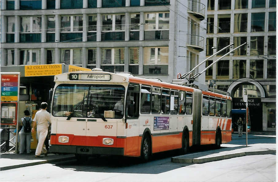 (062'501) - TPG Genve - Nr. 637 - FBW/Hess Gelenktrolleybus am 4. August 2003 in Genve, Bel-Air