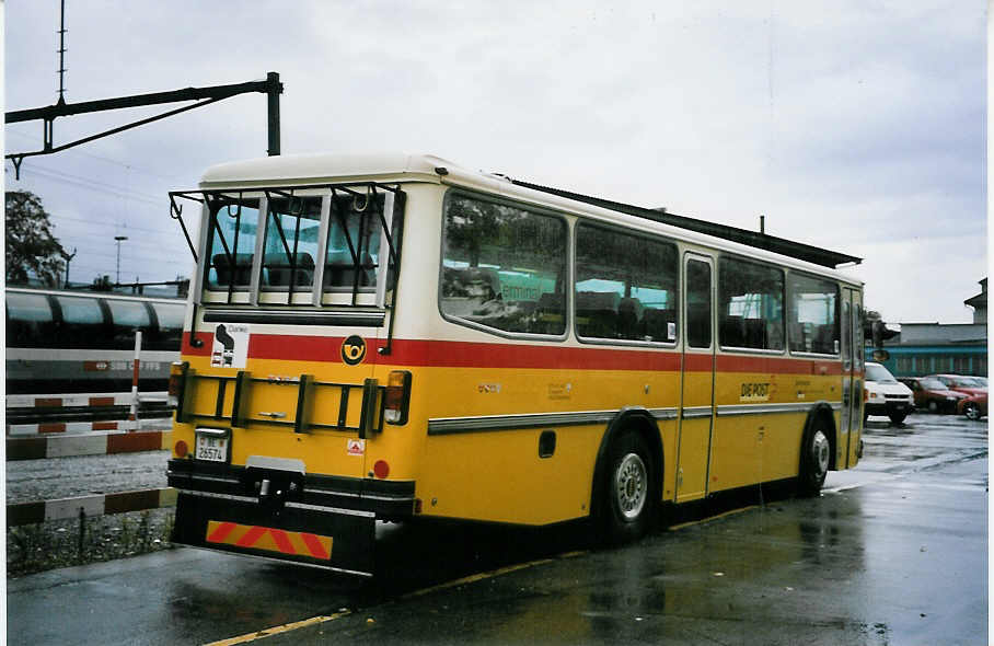 (063'704) - Schrch, Gutenburg - Nr. 6/BE 26'574 - Saurer/R&J (ex P 24'358) am 5. Oktober 2003 in Thun, CarTerminal