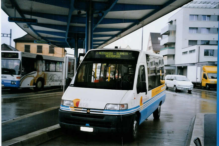 (063'904) - RTB Altsttten - Nr. 1/SG 74'305 - Peugeot am 9. Oktober 2003 beim Bahnhof Heerbrugg