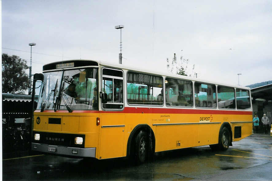 (063'911) - Schwizer, Goldach - Nr. 4/SG 50'508 - Saurer/Tscher am 9. Oktober 2003 beim Bahnhof Rheineck