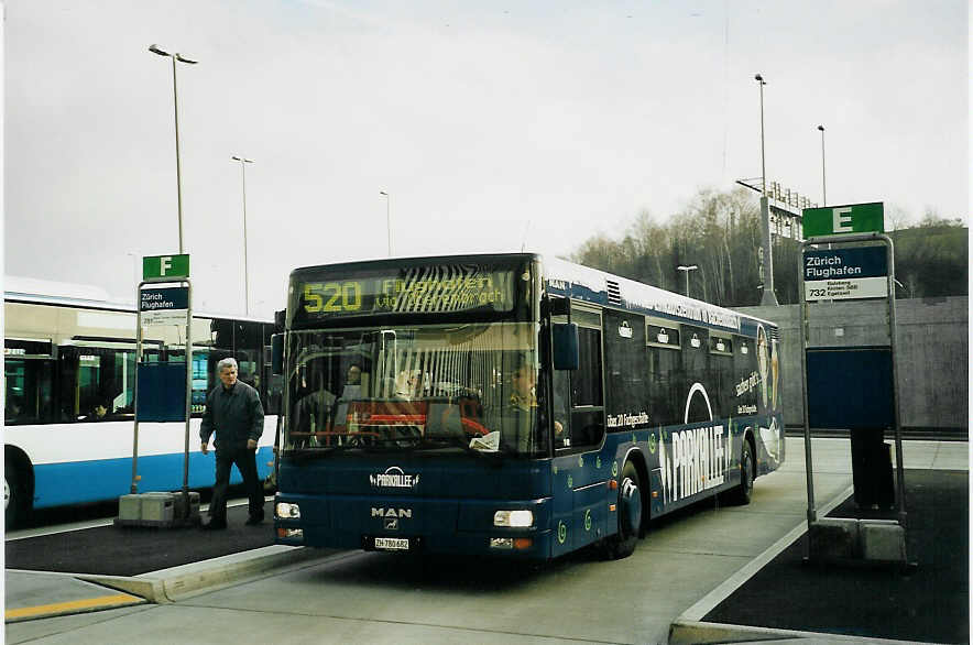 (065'506) - PostAuto Zrich - Nr. 3/ZH 780'682 - MAN (ex P 25'596) am 16. Februar 2004 in Zrich, Flughafen