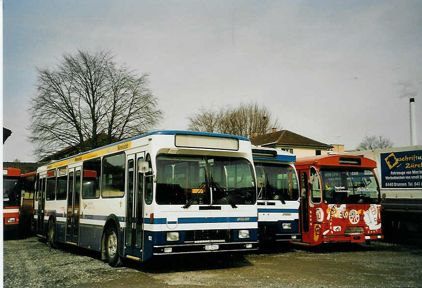 (065'716) - ZVB Zug - Nr. 152/ZG 72'152 - FBW/R&J (ex Nr. 27) am 28. Februar 2004 in Zug, Aabachstrasse