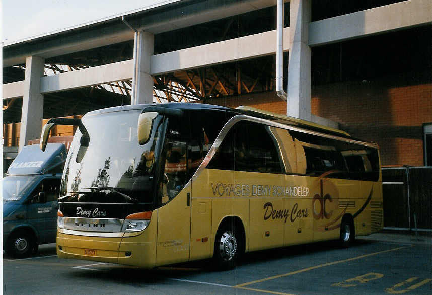 (069'822) - Aus Luxemburg: Demy Cars, Keispelt - B 1577 - Setra am 31. Juli 2004 in Thun, Grabengut