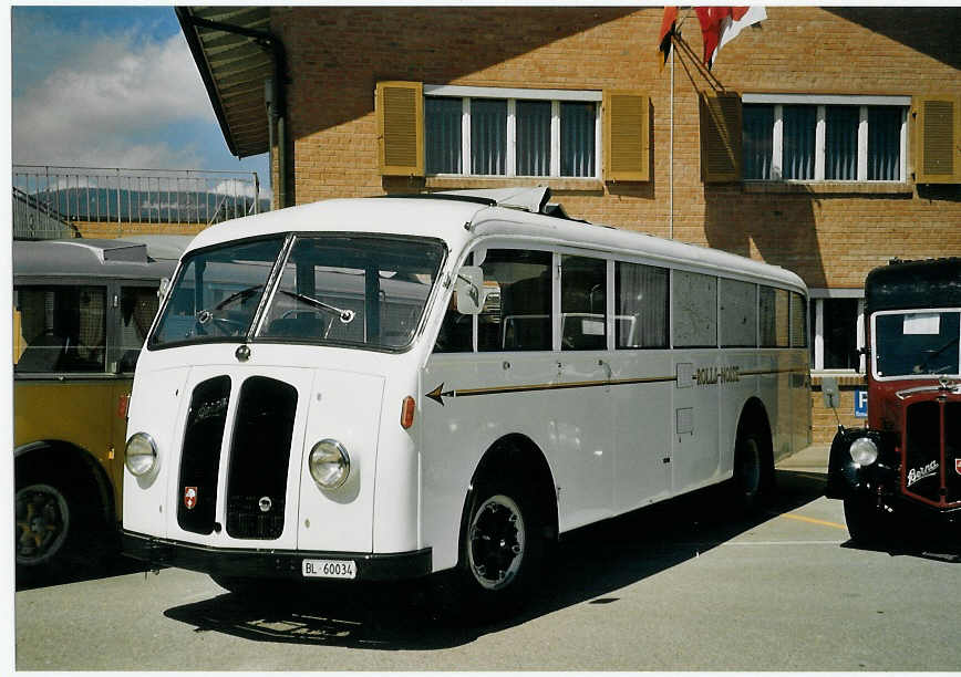 (070'509) - Frei, Arlesheim - BL 60'034 - Berna/Hhener (ex Pieshold, Bottmingen; M+79'509) am 28. August 2004 in Niederbipp, Saurertreffen