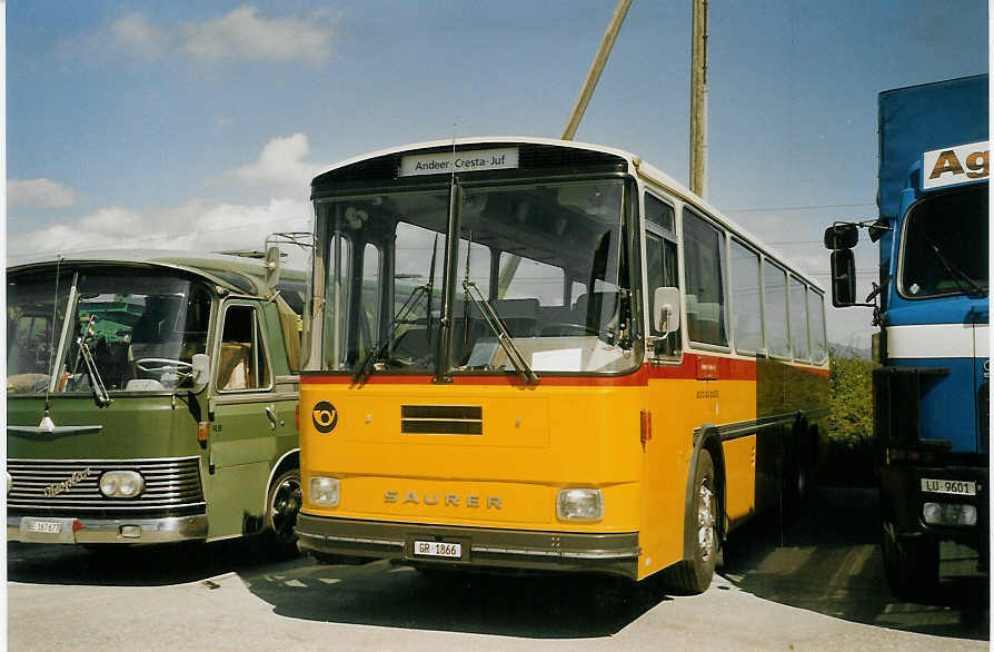 (070'512) - Mark, Andeer - GR 1866 - Saurer/R&J (ex PostAuto Graubnden; ex P 24'350) am 28. August 2004 in Niederbipp, Saurertreffen