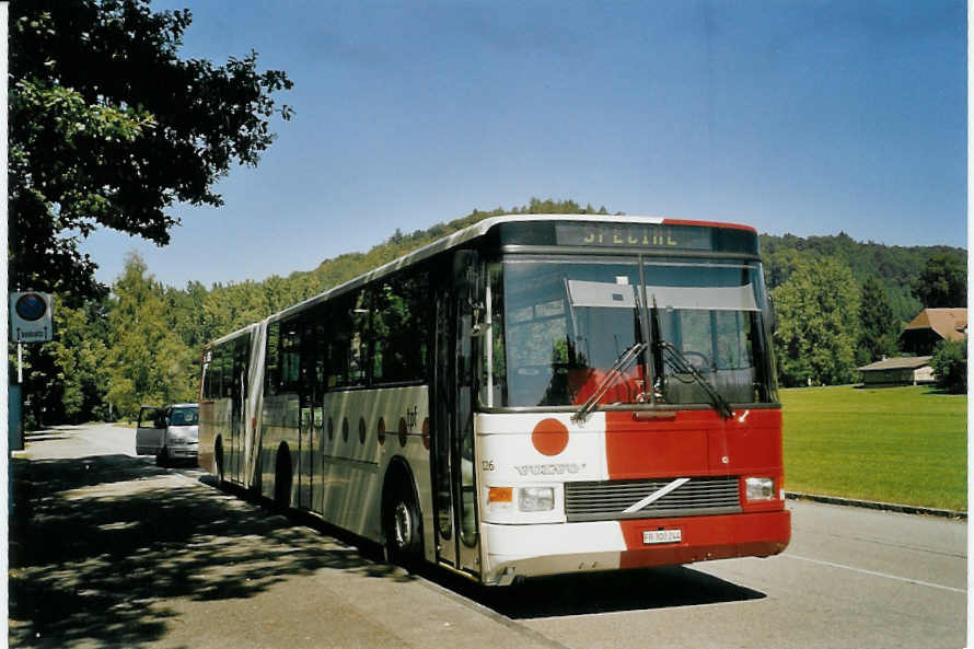 (070'622) - TPF Fribourg - Nr. 126/FR 300'244 - Volvo/Hess (ex GFM Fribourg Nr. 126) am 5. September 2004 in Burgdorf, AMP