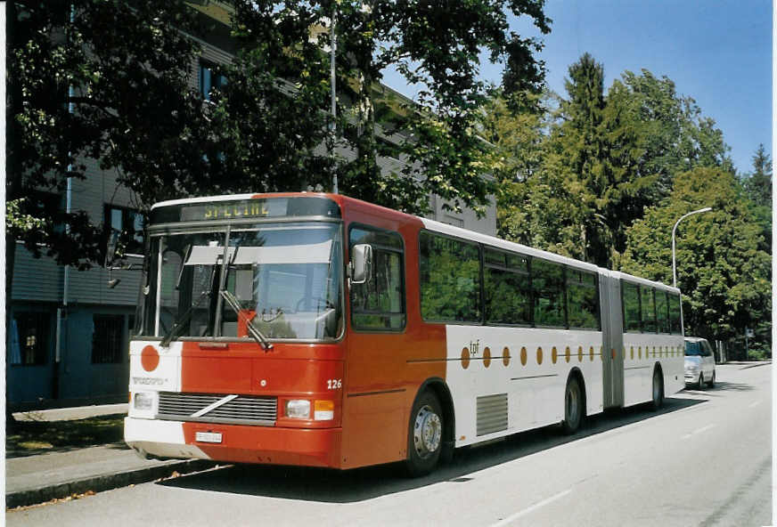 (070'623) - TPF Fribourg - Nr. 126/FR 300'244 - Volvo/Hess (ex GFM Fribourg Nr. 126) am 5. September 2004 in Burgdorf, AMP