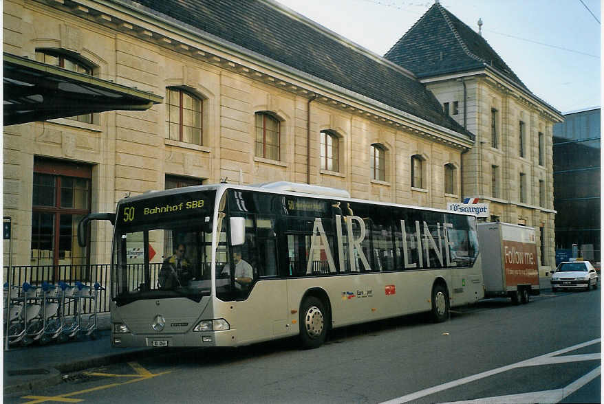 (072'328) - PostAuto Nordwestschweiz - BS 2844 - Mercedes (ex P 25'266) am 24. Oktober 2004 beim Bahnhof Basel