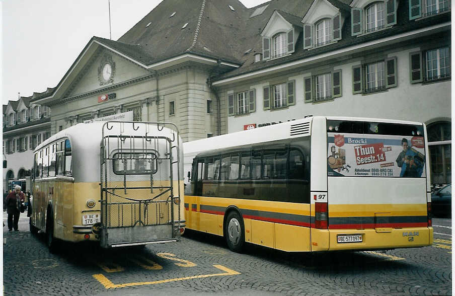 (073'133) - Burri, Teuffenthal - BE 178 U - Saurer/R&J + STI Thun - Nr. 97/BE 577'097 - MAN am 12. Dezember 2004 beim Bahnhof Thun