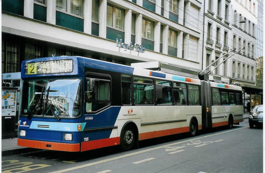 (075'006) - TPG Genve - Nr. 705 - NAW/Hess Gelenktrolleybus am 24. Februar 2005 in Genve, Bel-Air