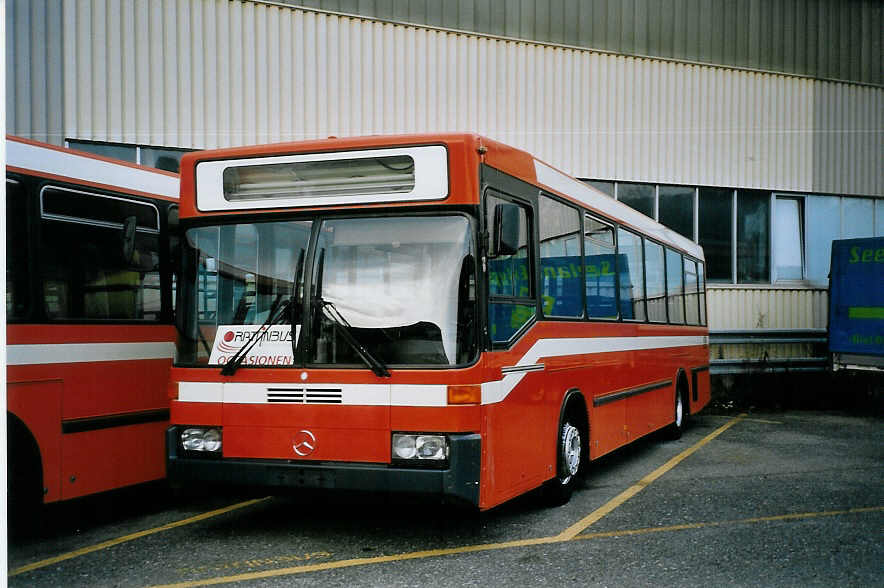 (075'807) - ZVB Zug - Nr. 49 - Mercedes/Hess (ex Nr. 10) am 26. Mrz 2005 in Biel, Rattinbus