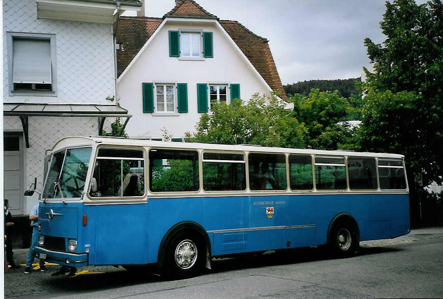 (077'028) - Ludwig, Breitenbach - Nr. 3/SO 153'387 - Saurer/R&J (ex Mahr, Benken; ex Altherr, Nesslau; ex AWA Amden Nr. 3) am 5. Juni 2005 beim Bahnhof Liestal