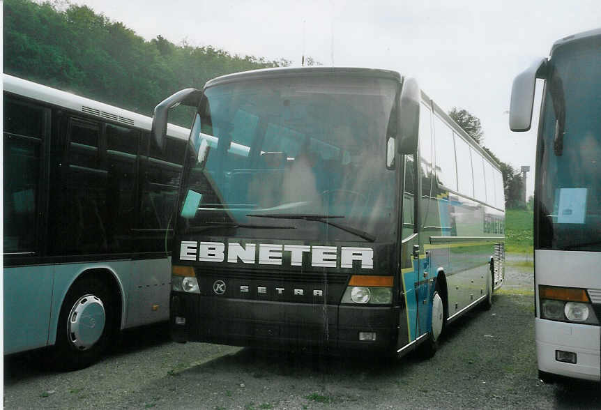 (077'517) - Ebneter, St. Gallen - Setra am 18. Juni 2005 in Kloten, EvoBus