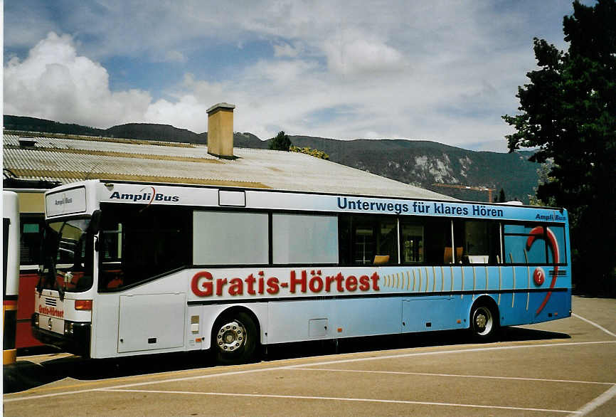 (078'236) - AmpliBus, Baar - Nr. 4/TG 138'580 - Mercedes (ex Gowa, Luzern Nr. 52) am 9. Juli 2005 in Bellach, Hess