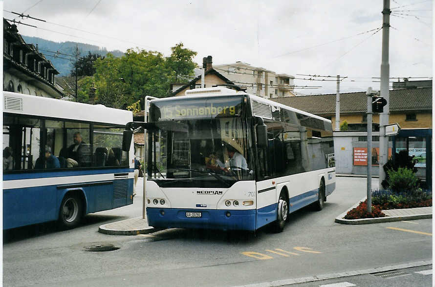 (078'523) - Heggli, Kriens - Nr. 703/LU 15'792 - Neoplan am 11. Juli 2005 in Kriens, Busschleife