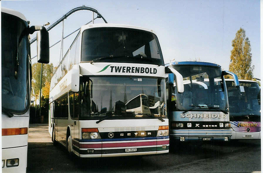 (080'724) - Aus der Schweiz: Rbsamen, Seuzach - ZH 75'371 - Setra (ex Twerenbold, Baden) am 17. Oktober 2005 in Rust, Europapark