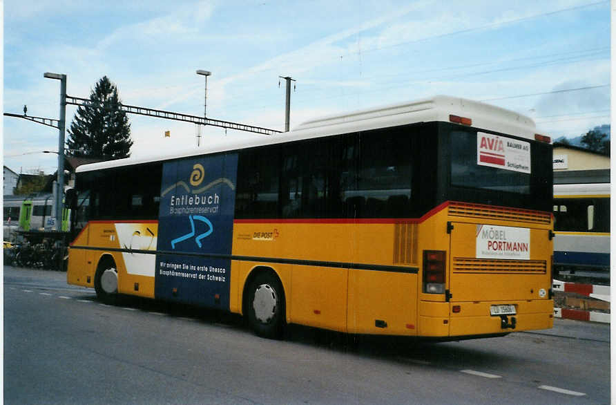 (081'220) - Schnider, Schpfheim - LU 15'606 - Setra am 21. Oktober 2005 beim Bahnhof Schpfheim