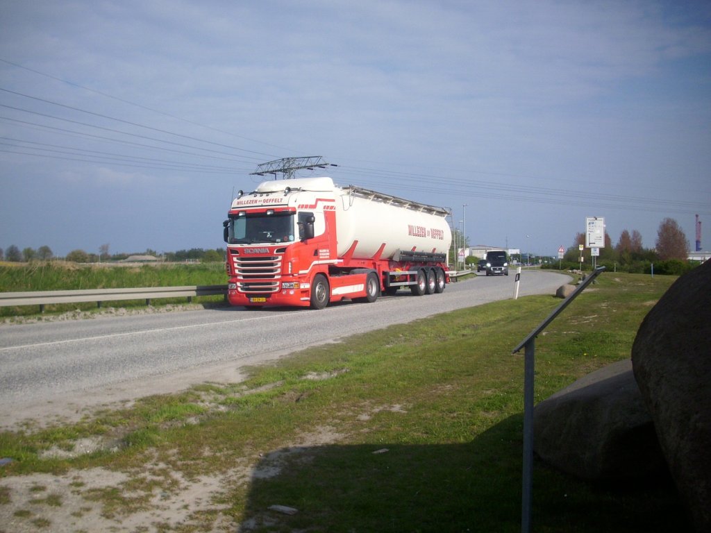 Scania Siloauflieger in Mukran.