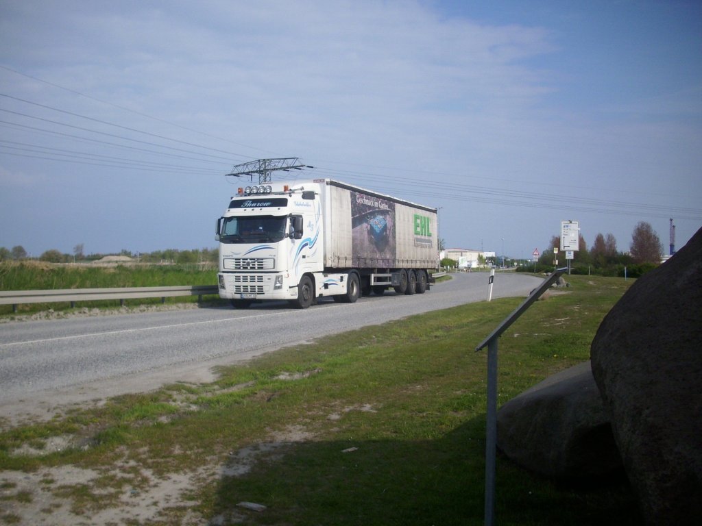 Volvo Sattelzug in Mukran.