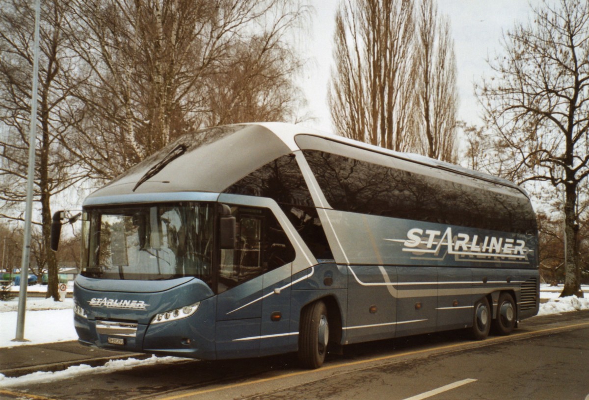 (083'834) - Neoman, Otelfingen - ZH 30'520 U - Neoplan am 8. Mrz 2006 in Thun, Lachen