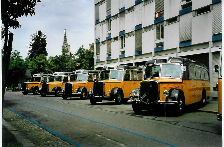 (087'024) - Gogniat, Mnchenbuchsee - BE 147'903 - FBW/FHS (ex Herzog, Muttenz; ex Kontiki, Wettingen Nr. 4; ex Nett, Bachs; ex P 23'179; ex P 2187) am 25. Juni 2006 in Bern, Museum fr Kommunikation