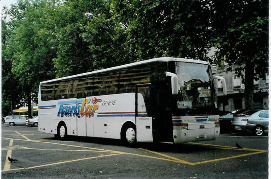 (087'802) - TourisCar, Genve - GE 96'327 - Van Hool am 26. Juli 2006 in Lausanne, Tunnel